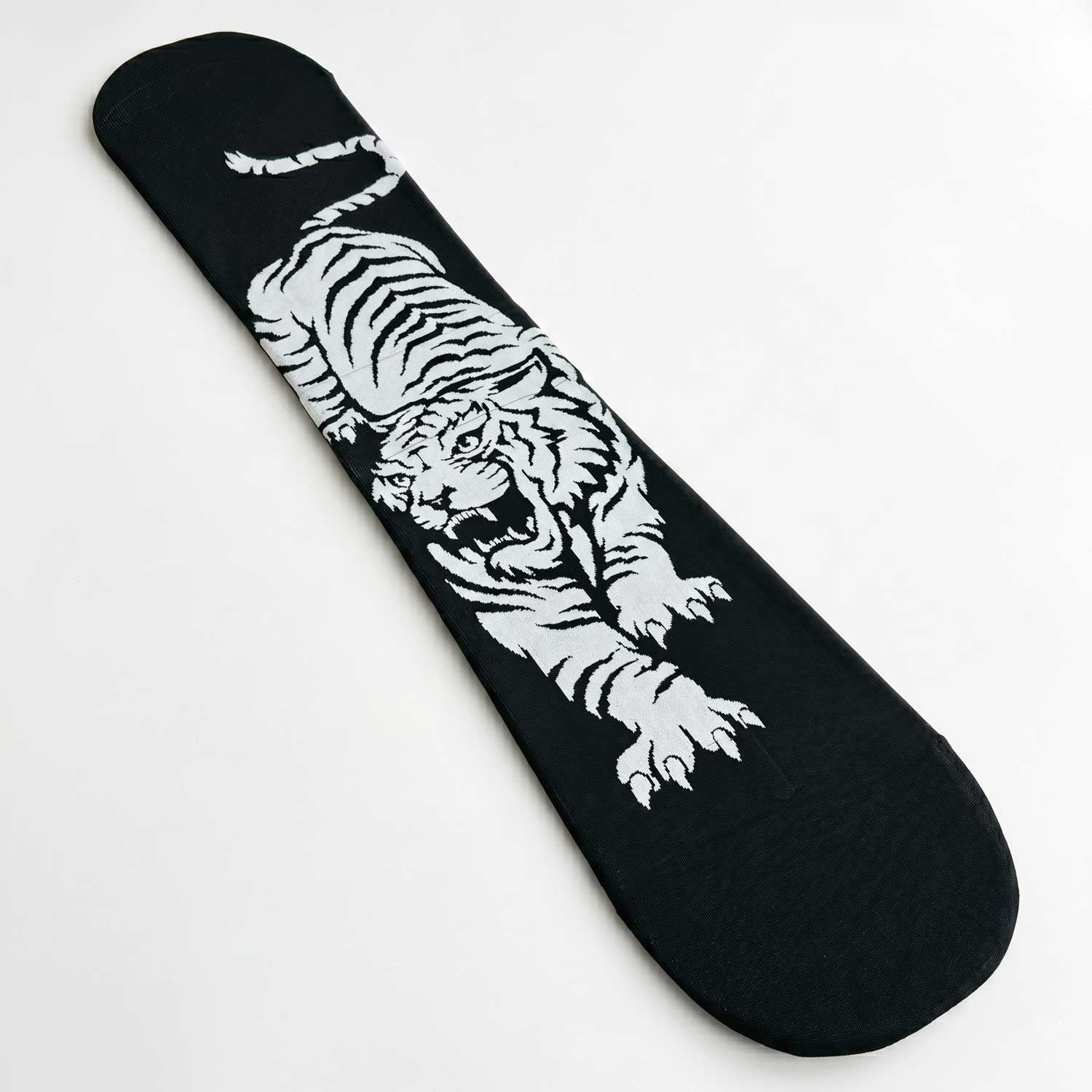 2026年9月入荷予定　KNIT COVER TIGER