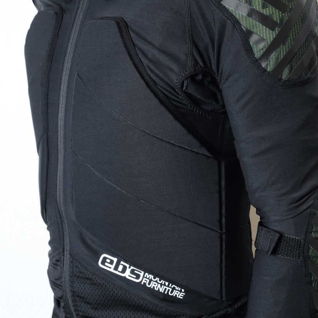 2026年10月入荷予定　BODY DEFENDER