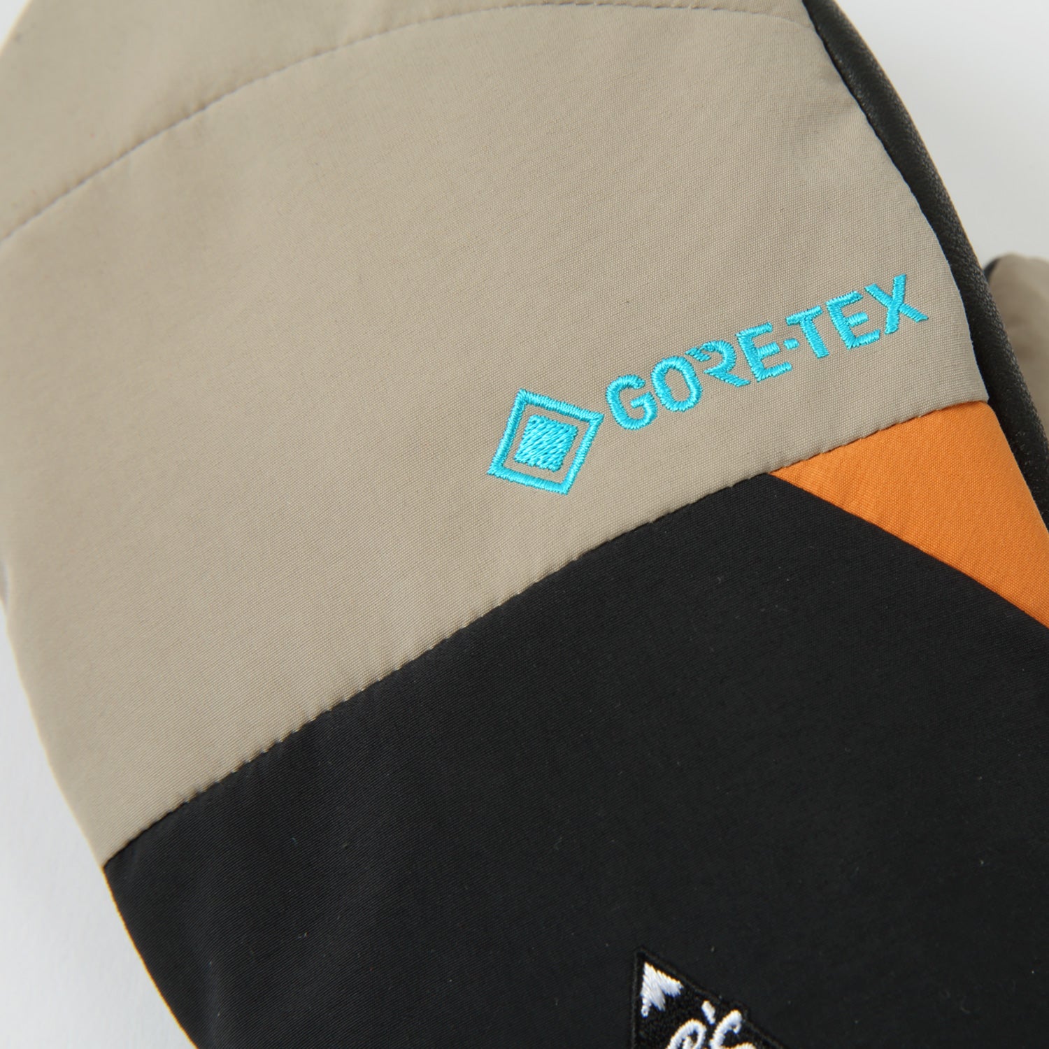 LIGHT MITT