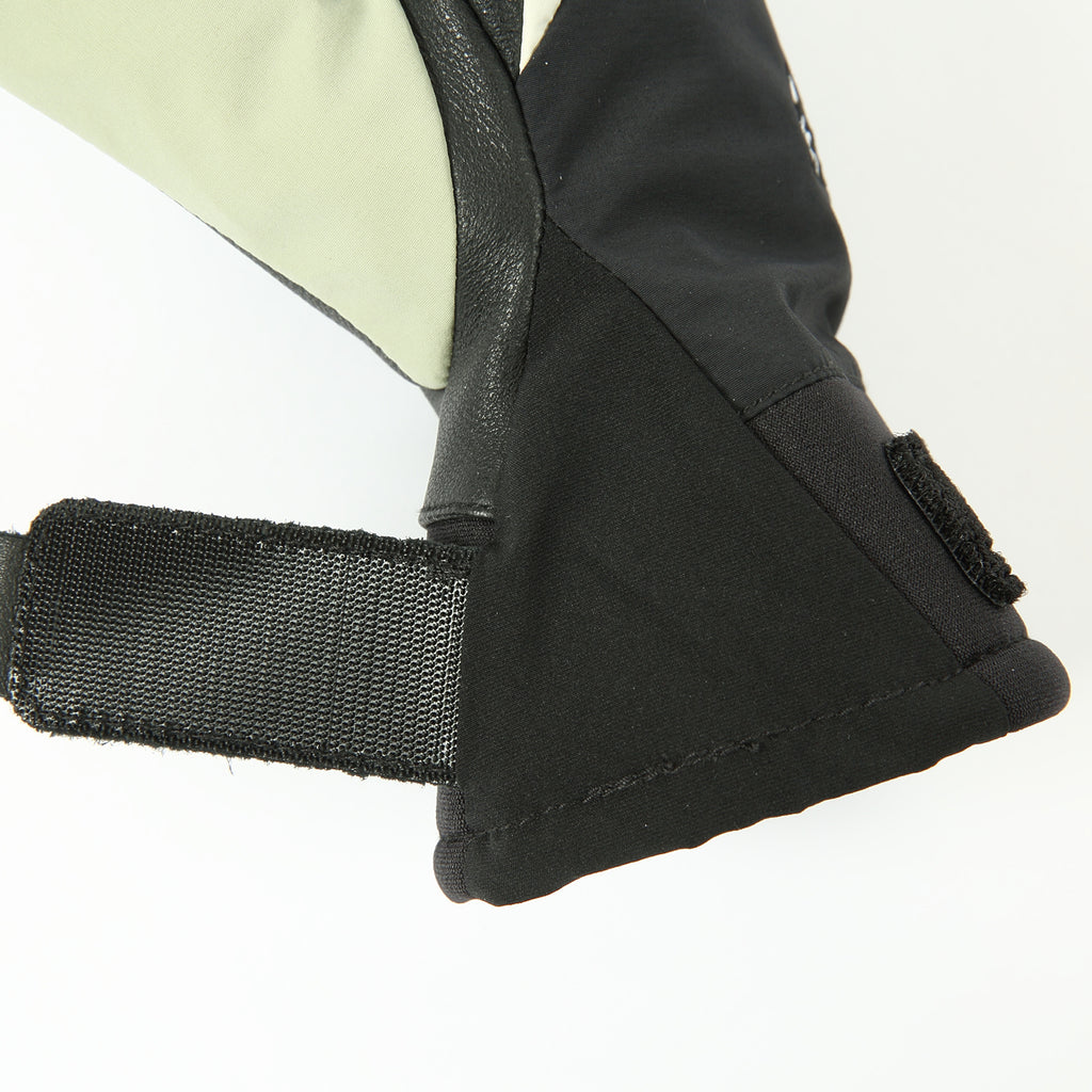 LIGHT MITT