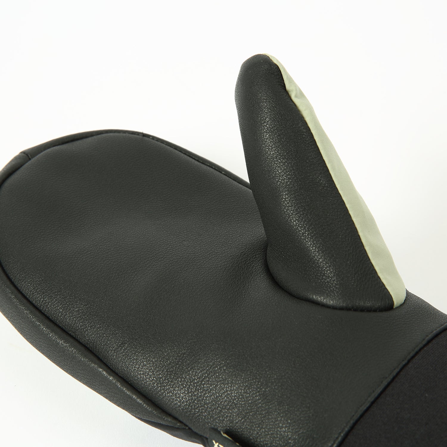 LIGHT MITT