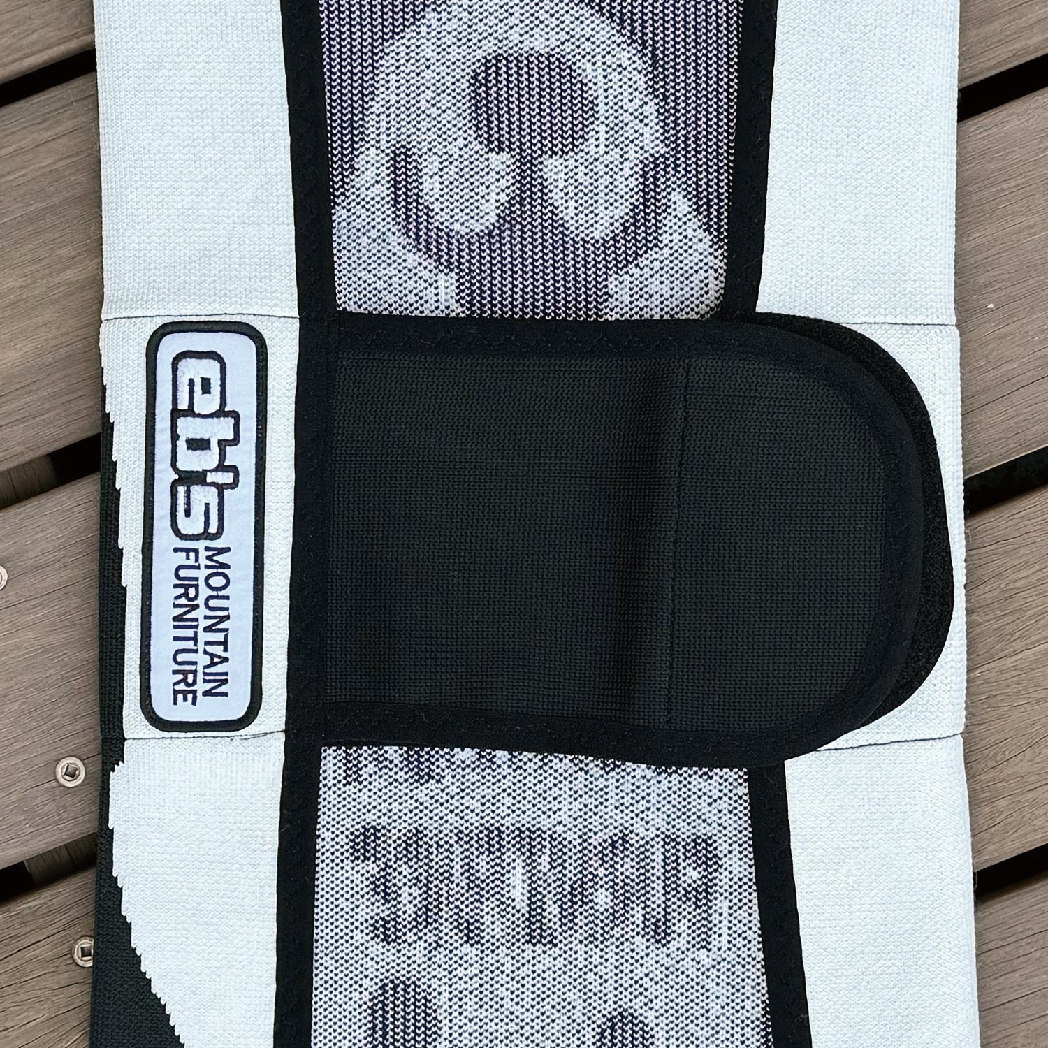KNIT COVER DOG
