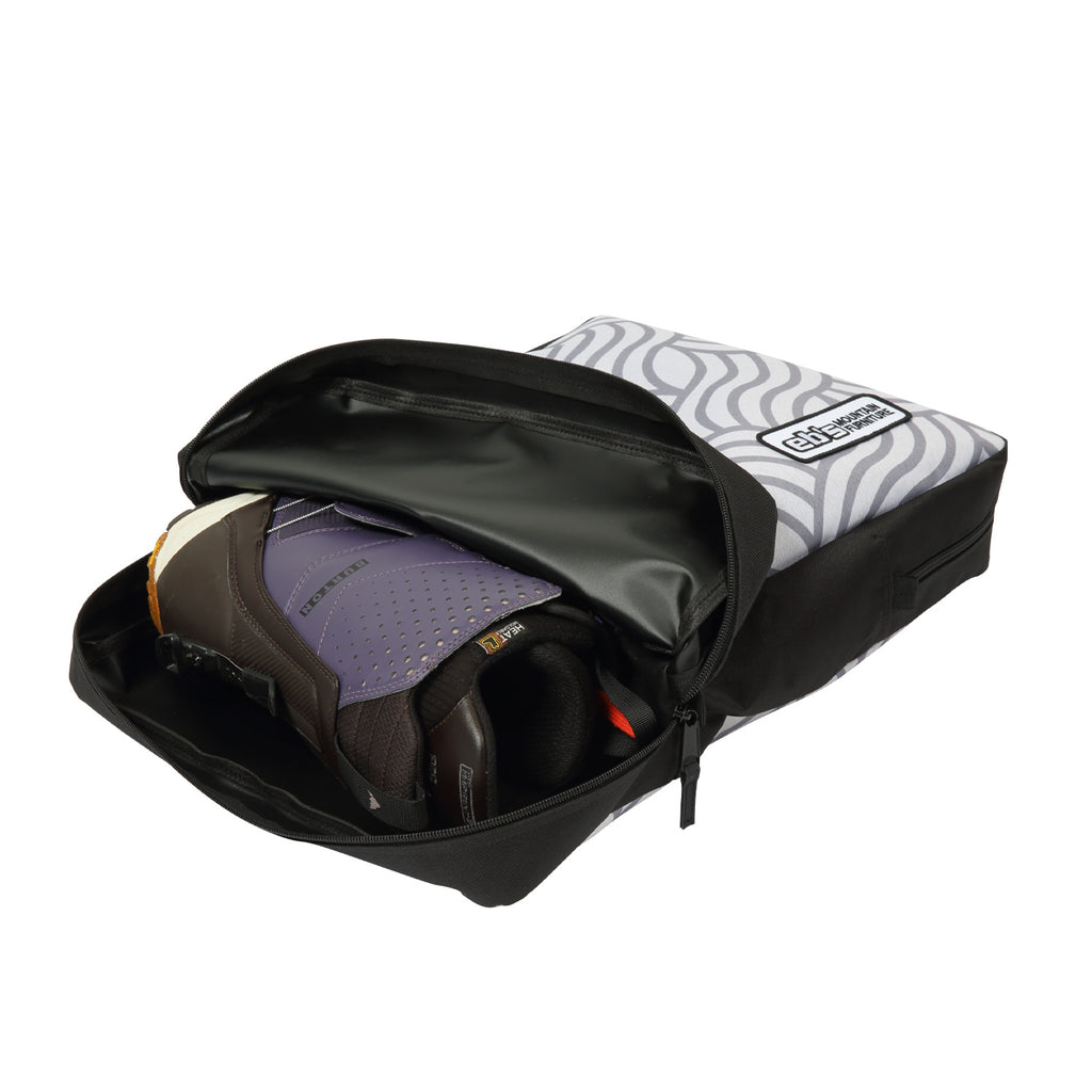 BOOTS CASE