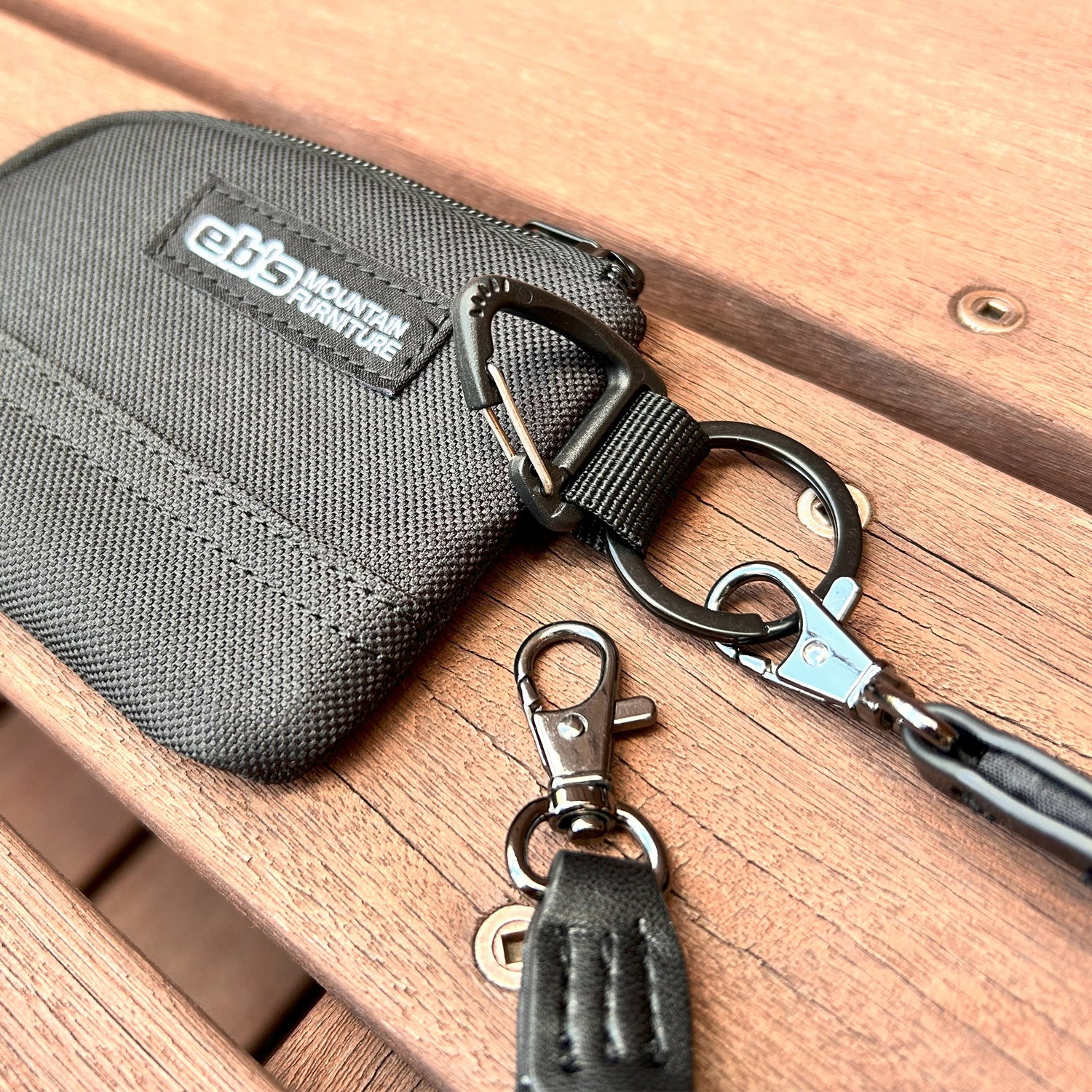 PASS WALLET&CORD