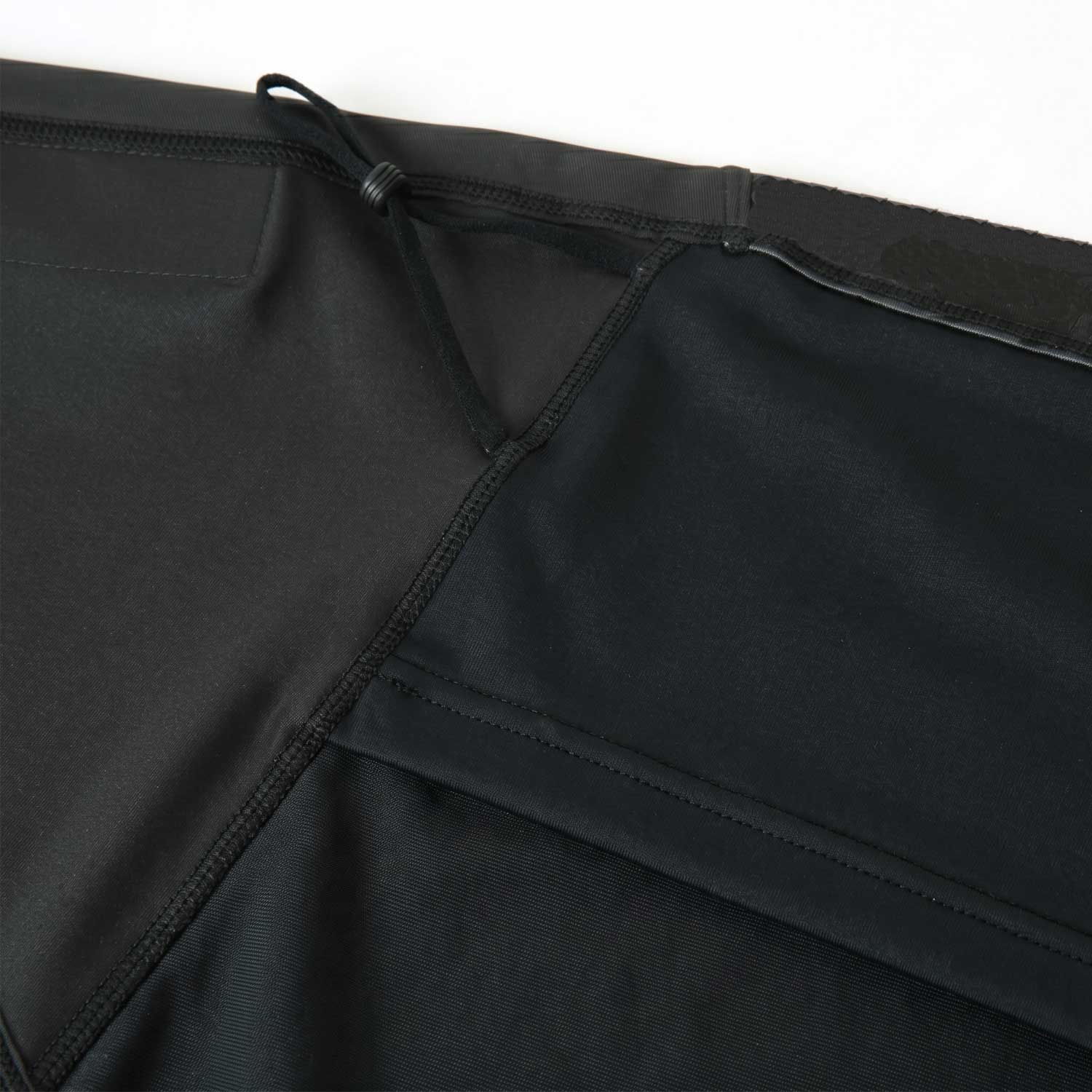 2026年9月入荷予定　2LAYER MASK
