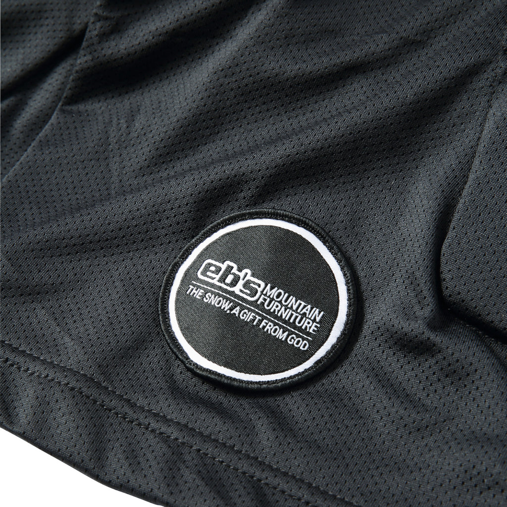 2026年10月入荷予定　HIP PROTECT