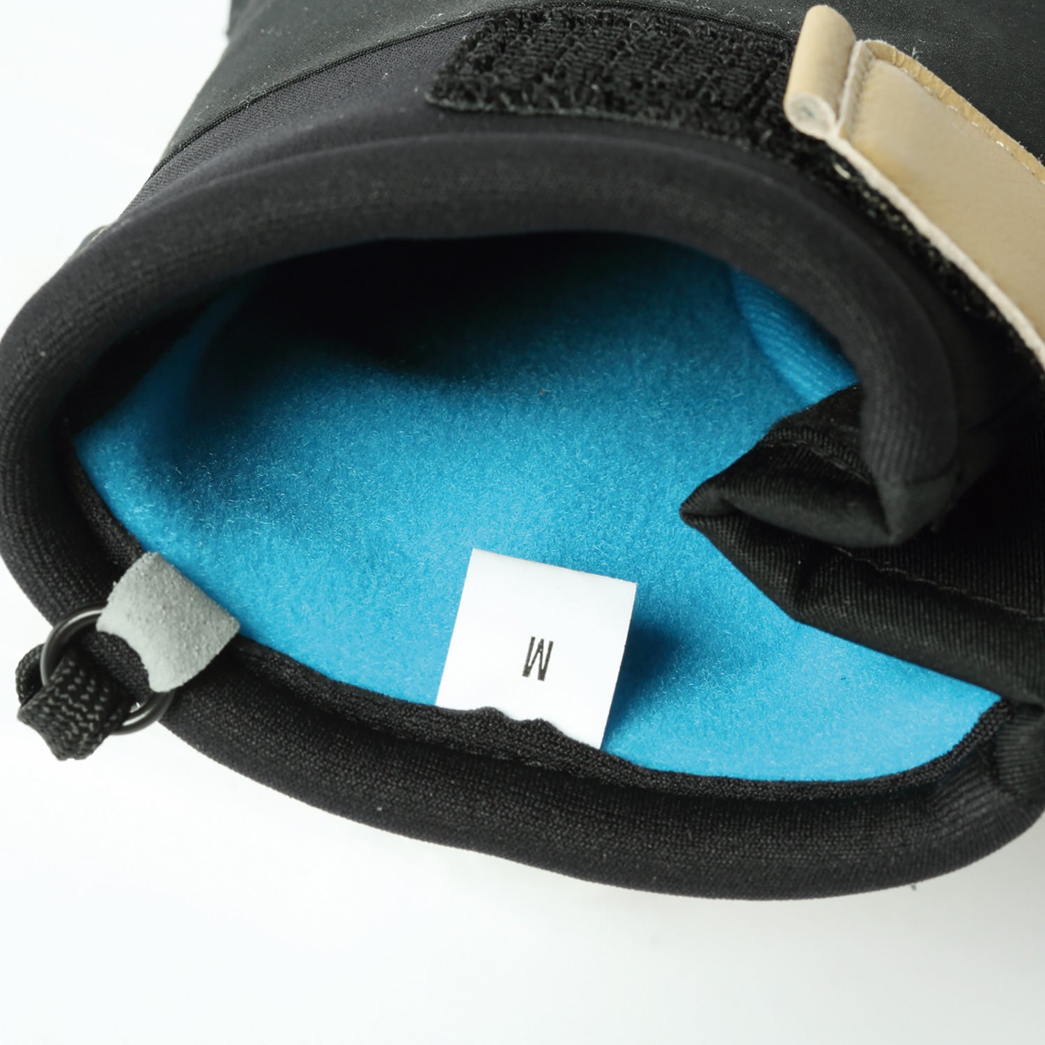 2026年9月入荷予定　LIGHT MITT