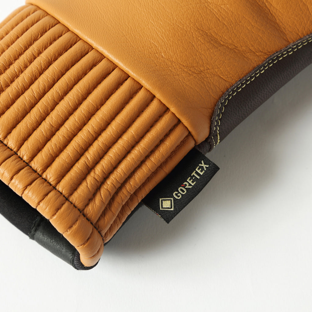 2026年9月入荷予定　CARVING MITT