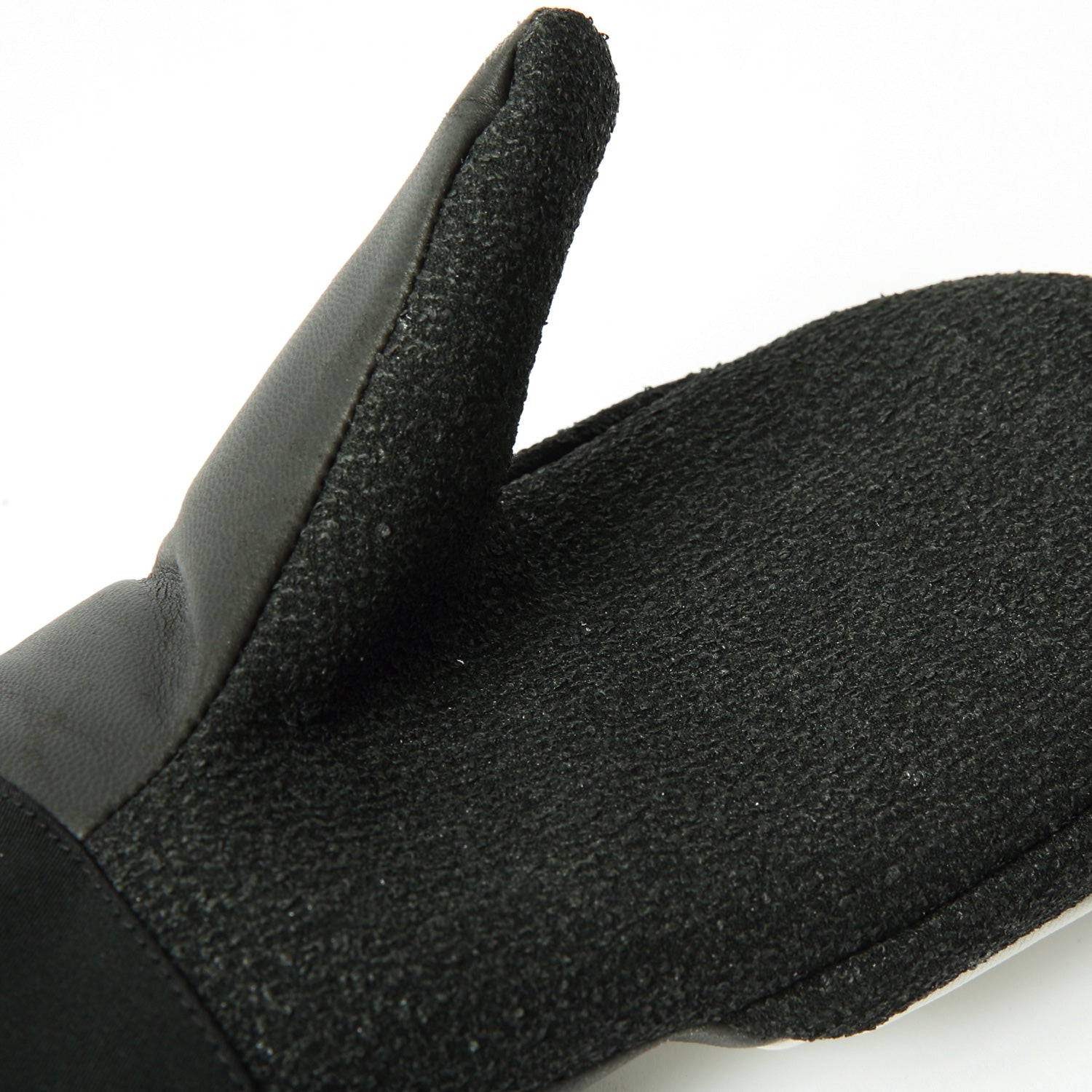 2026年9月入荷予定　CARVING MITT STRONG NII