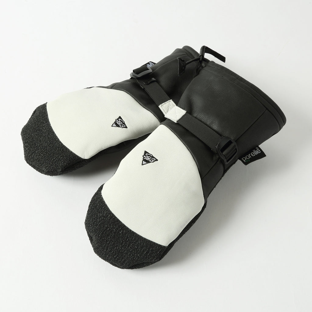 2026年9月入荷予定　CARVING MITT STRONG NII