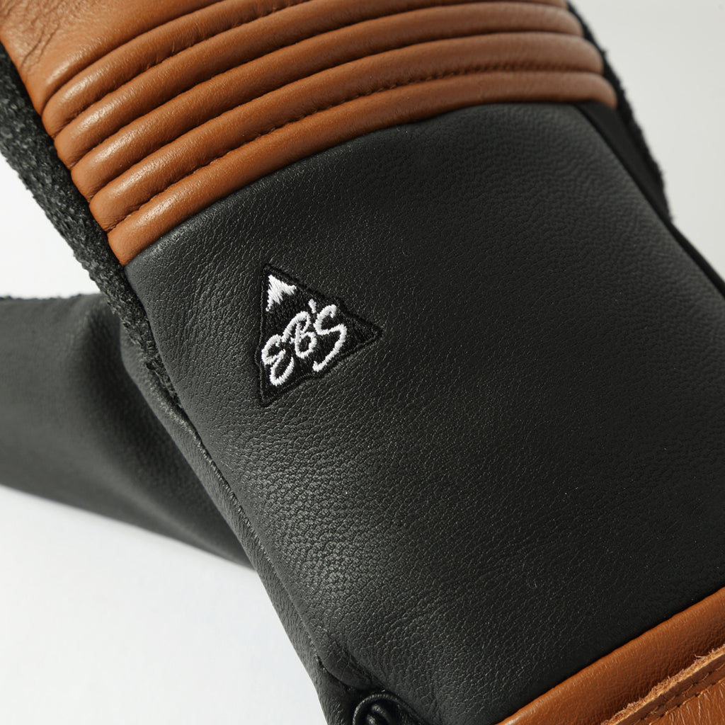 2026年9月入荷予定　CARVING MITT STRONG