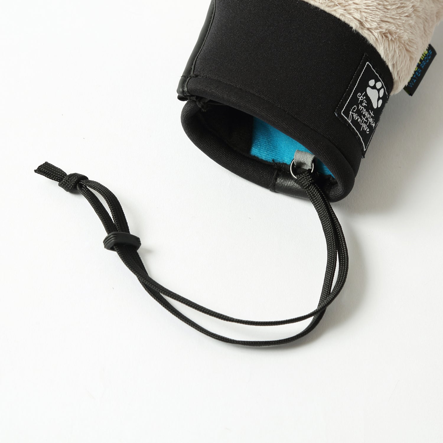 2026年9月入荷予定　EXCLUSIVE MITT