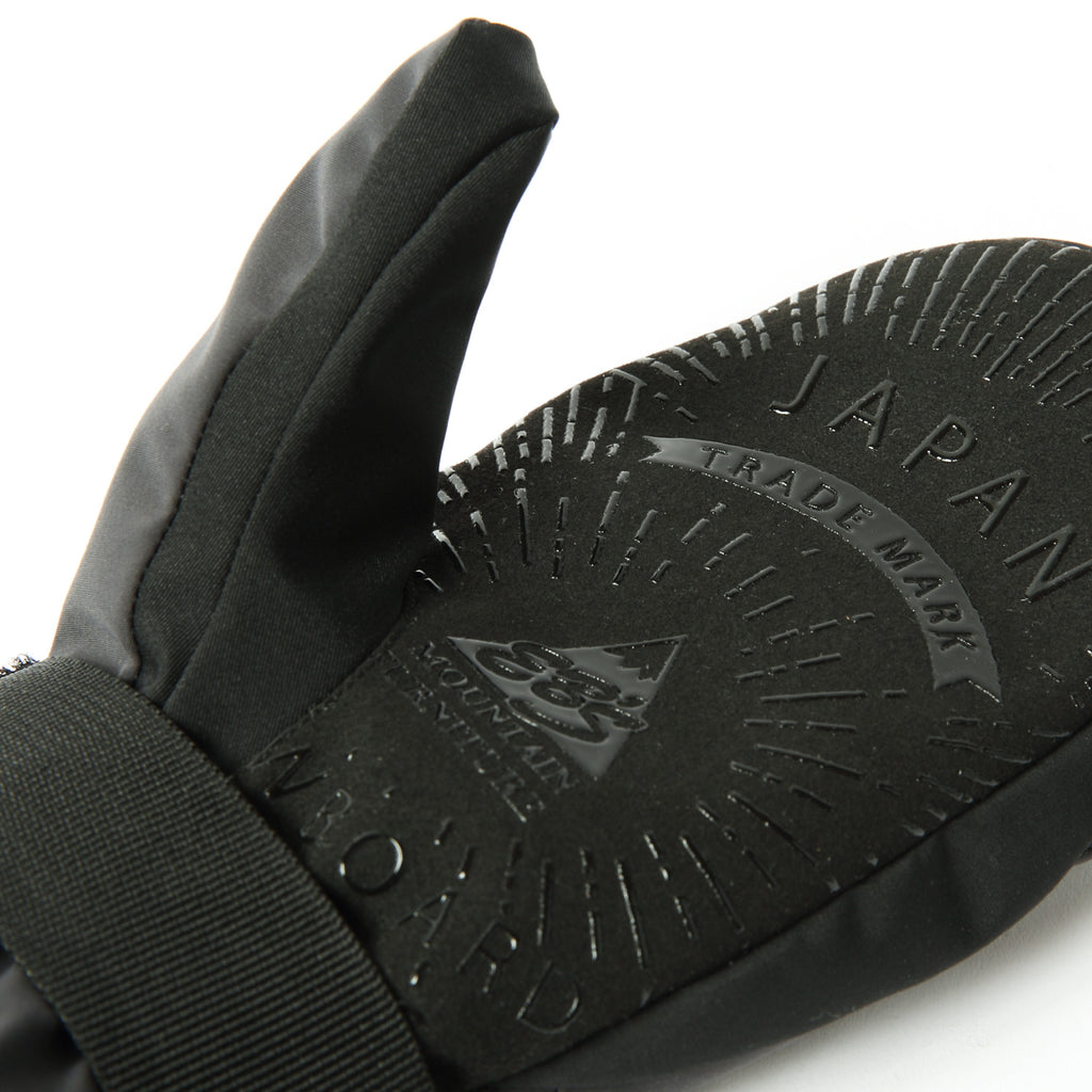2026年9月入荷予定　PROTECT MITT