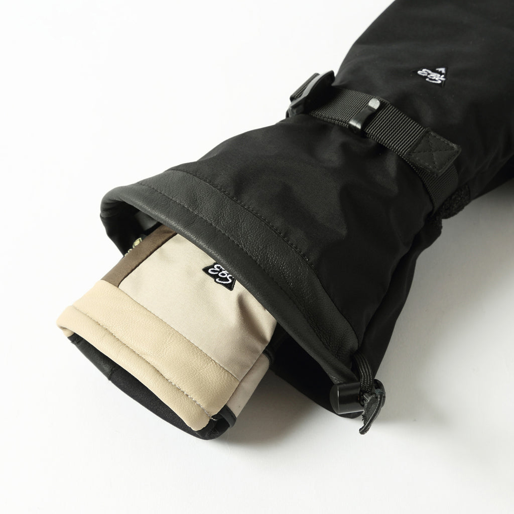 2026年9月入荷予定　OVER MITT STRONG