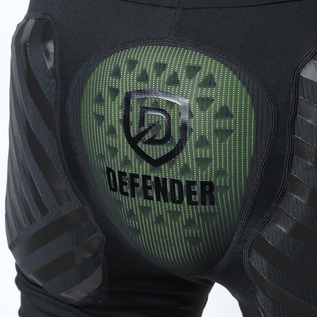 2026年10月入荷予定　HIP DEFENDER