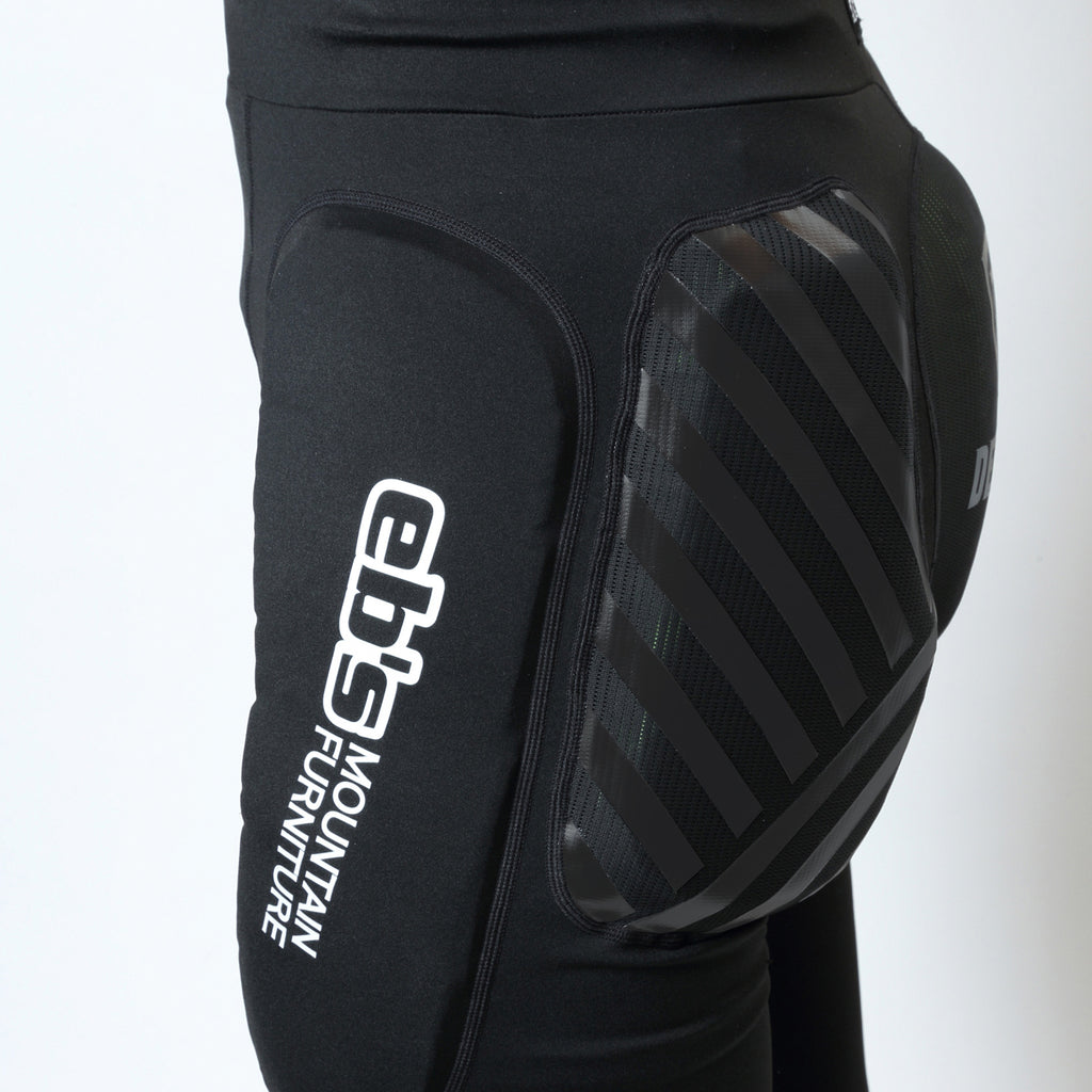 2026年10月入荷予定　HIP DEFENDER LONG