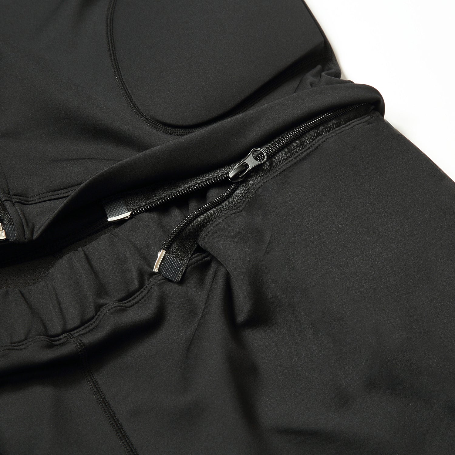 2026年10月入荷予定　BODY SUIT XRD®
