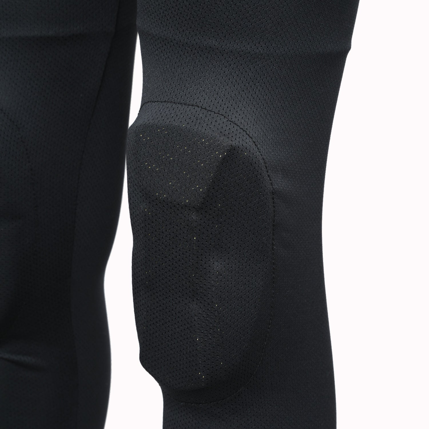 2026年10月入荷予定　HIP PROTECT LONG XRD®