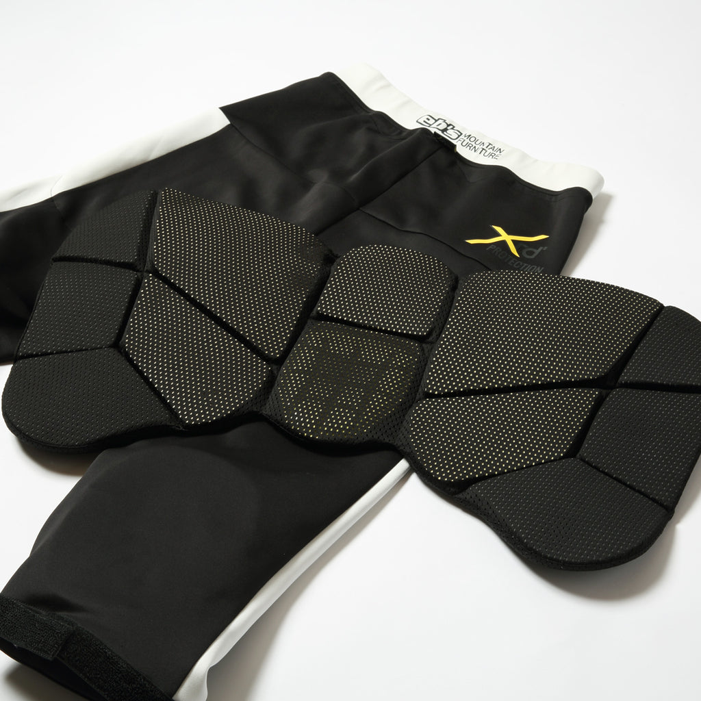 2026年10月入荷予定　ONEPIECE PAD CAPRI XRD®