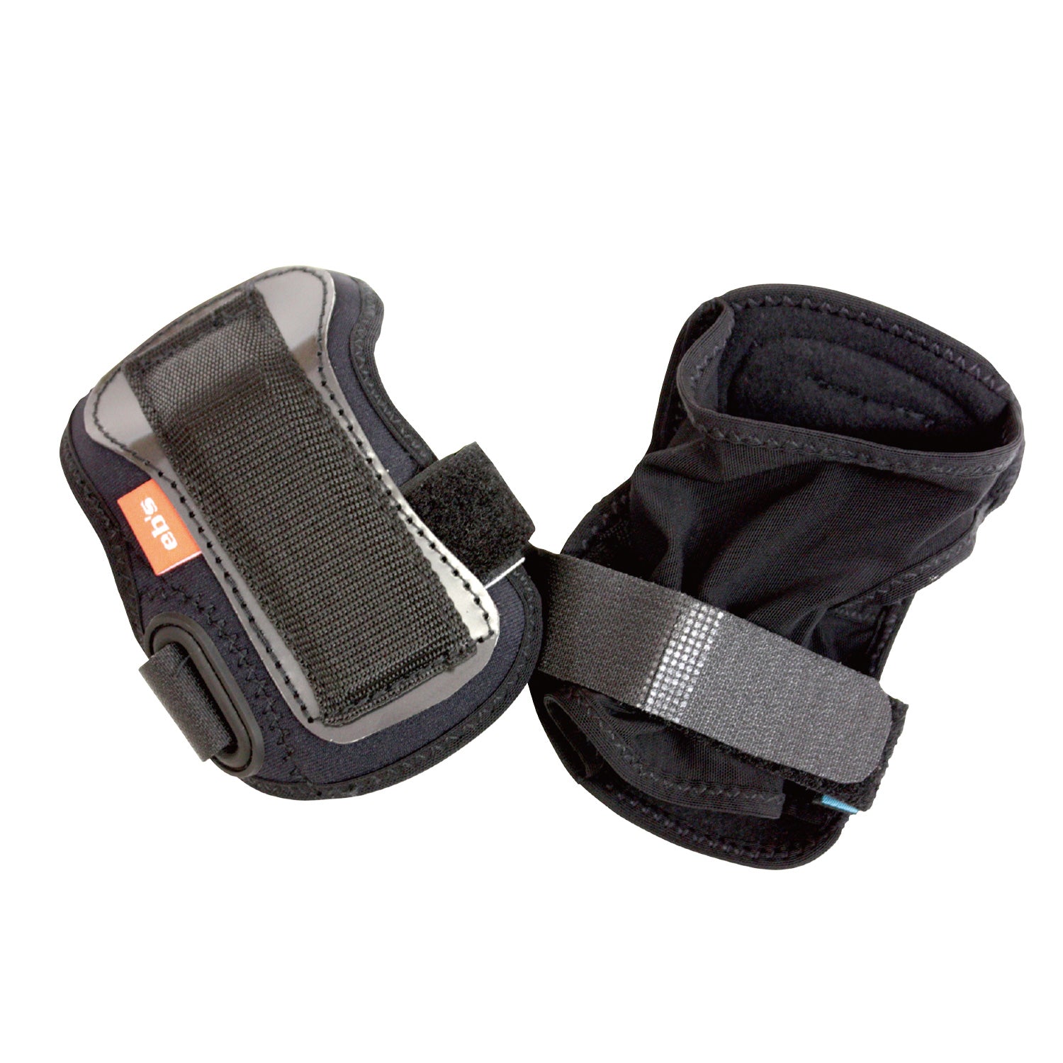 2026年10月入荷予定　WRIST GUARD