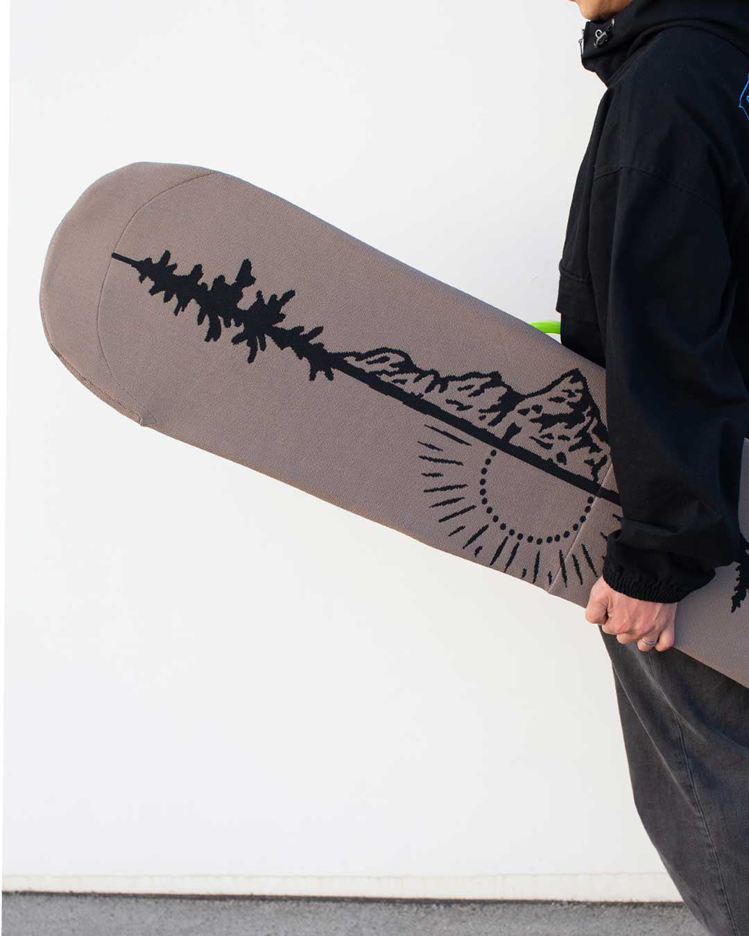 2026年9月入荷予定　KNIT COVER MOUNTAIN