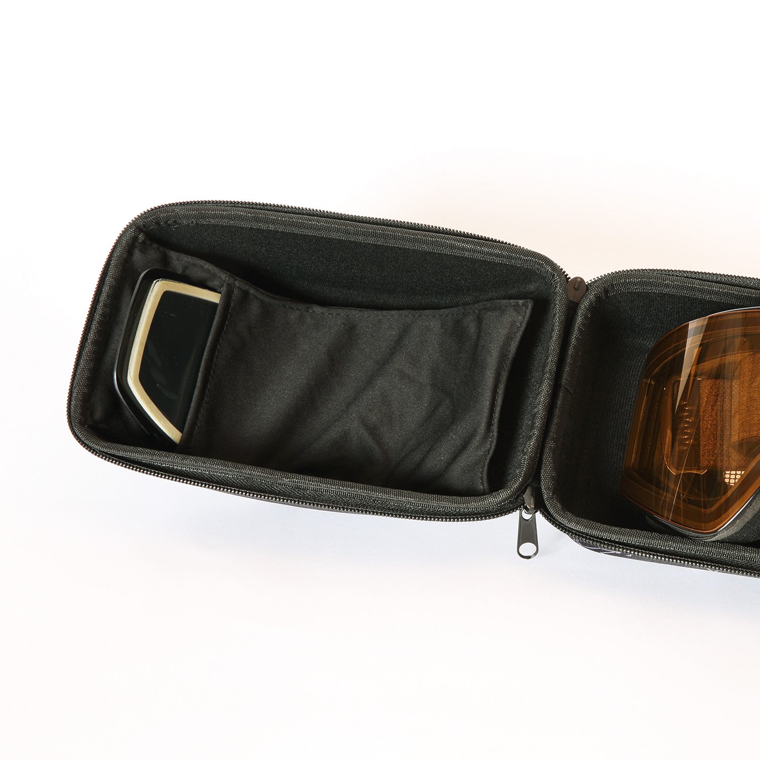 2026年9月入荷予定　GOGGLE CASE