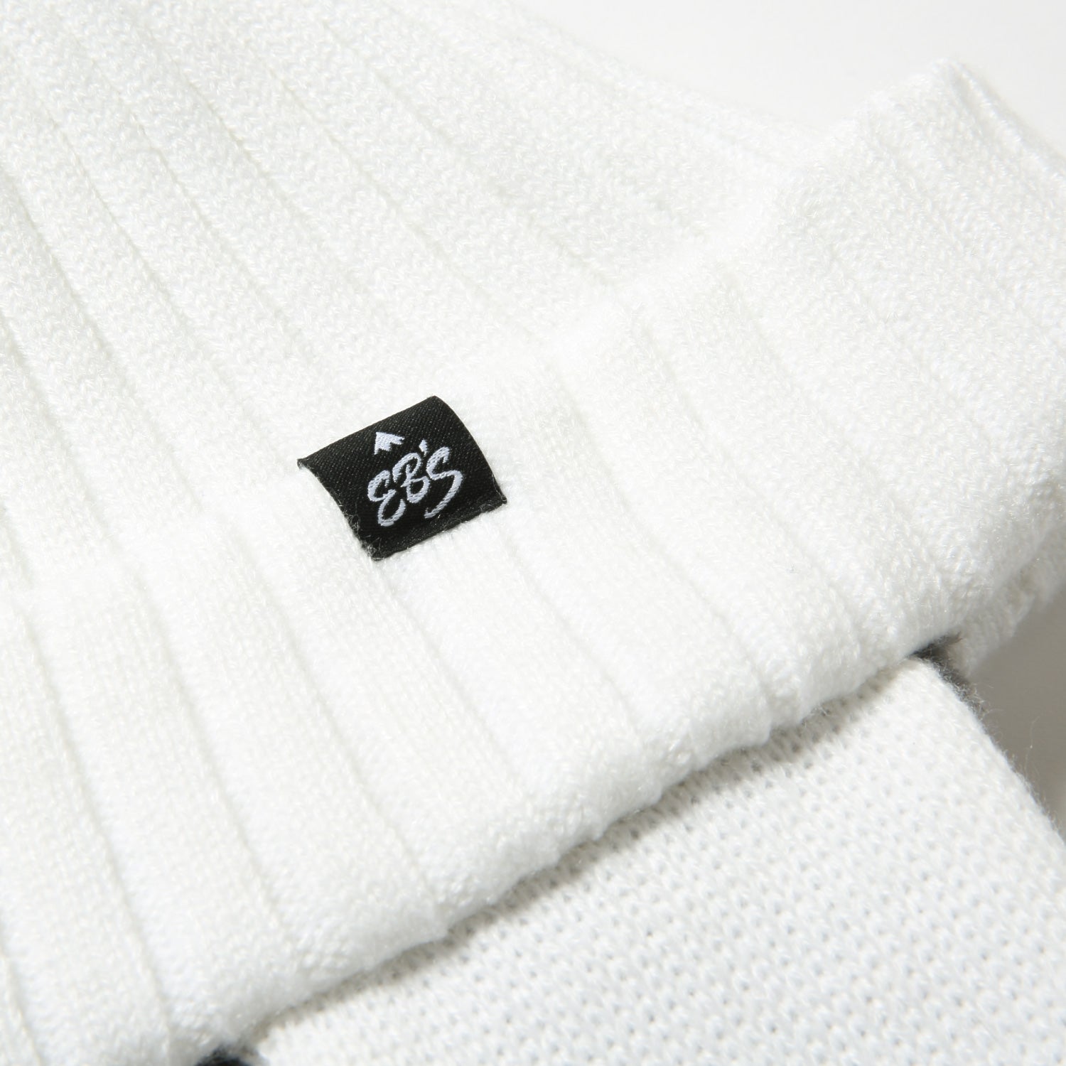 2026年9月入荷予定　FLAP BEANIE