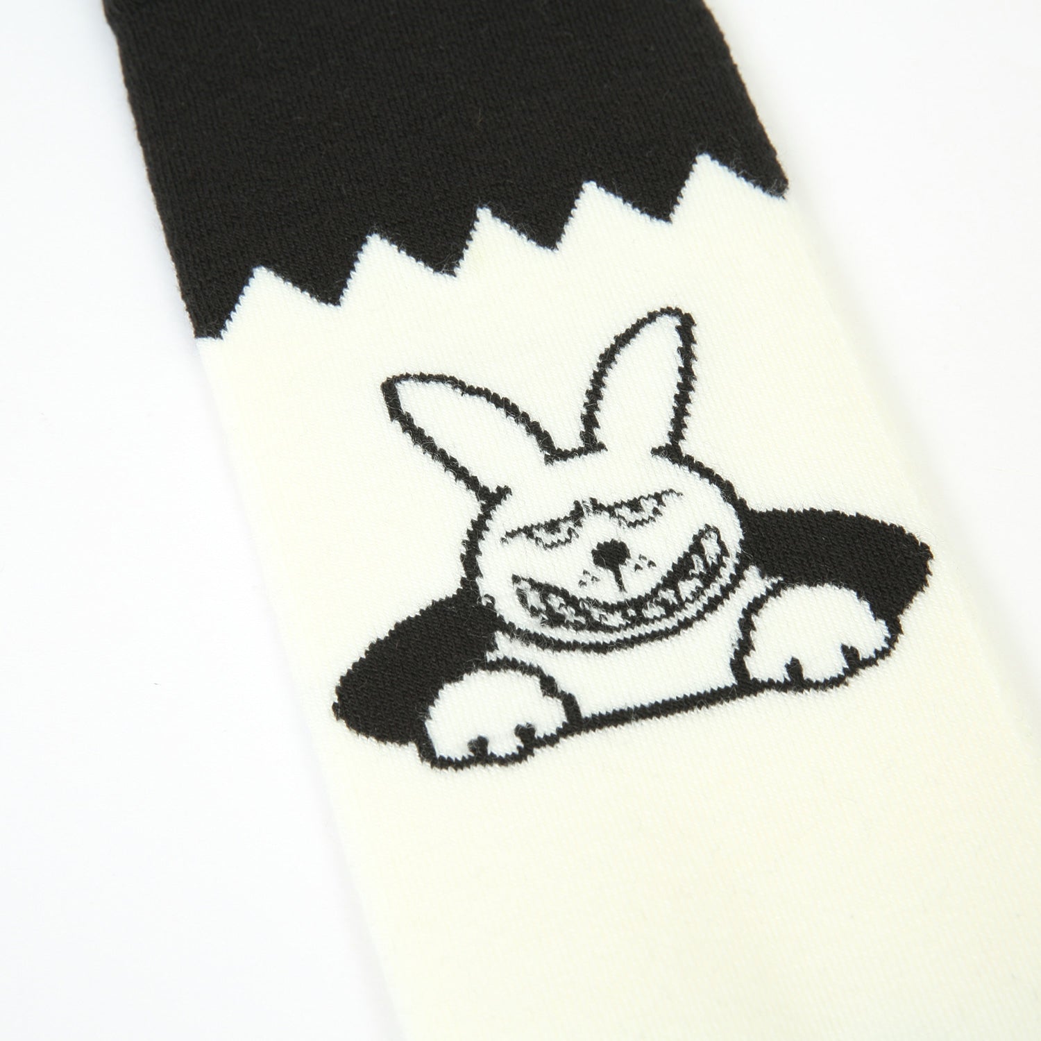 2026年9月入荷予定　VERY WARM RABBIT