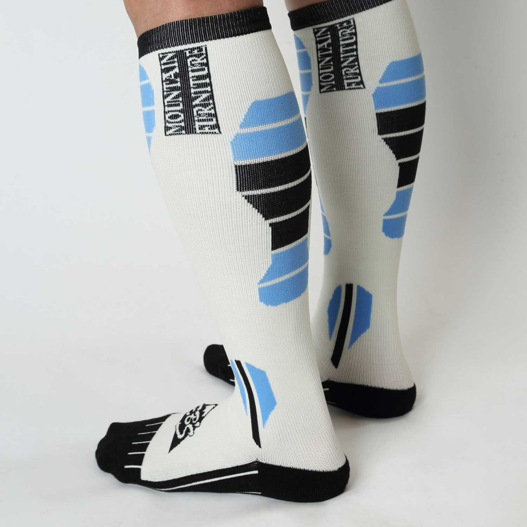 2026年9月入荷予定　COMPRESSION MANIA