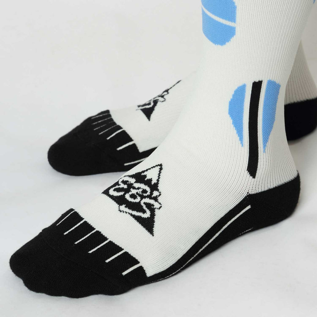 2026年9月入荷予定　COMPRESSION MANIA