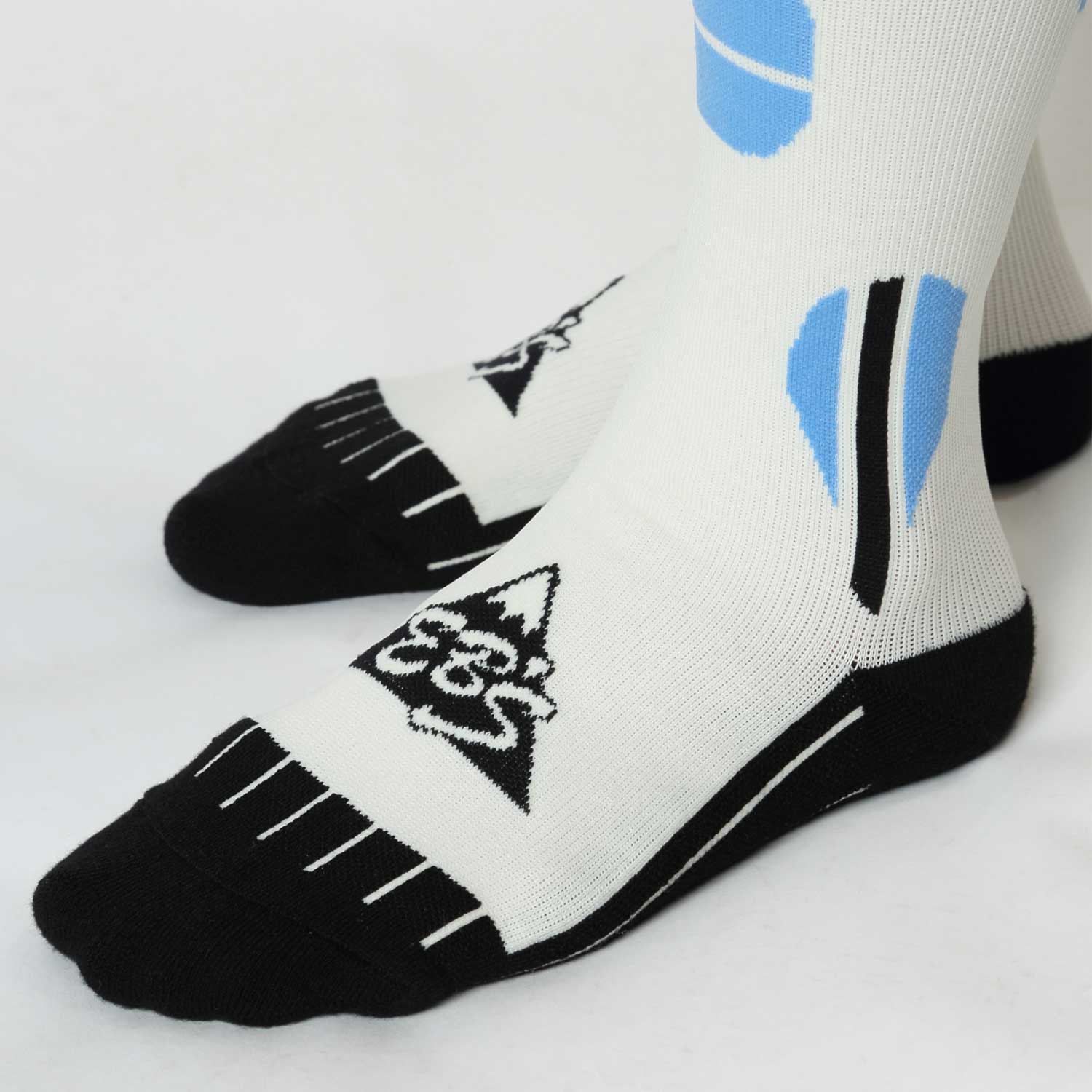 2026年9月入荷予定　COMPRESSION MANIA
