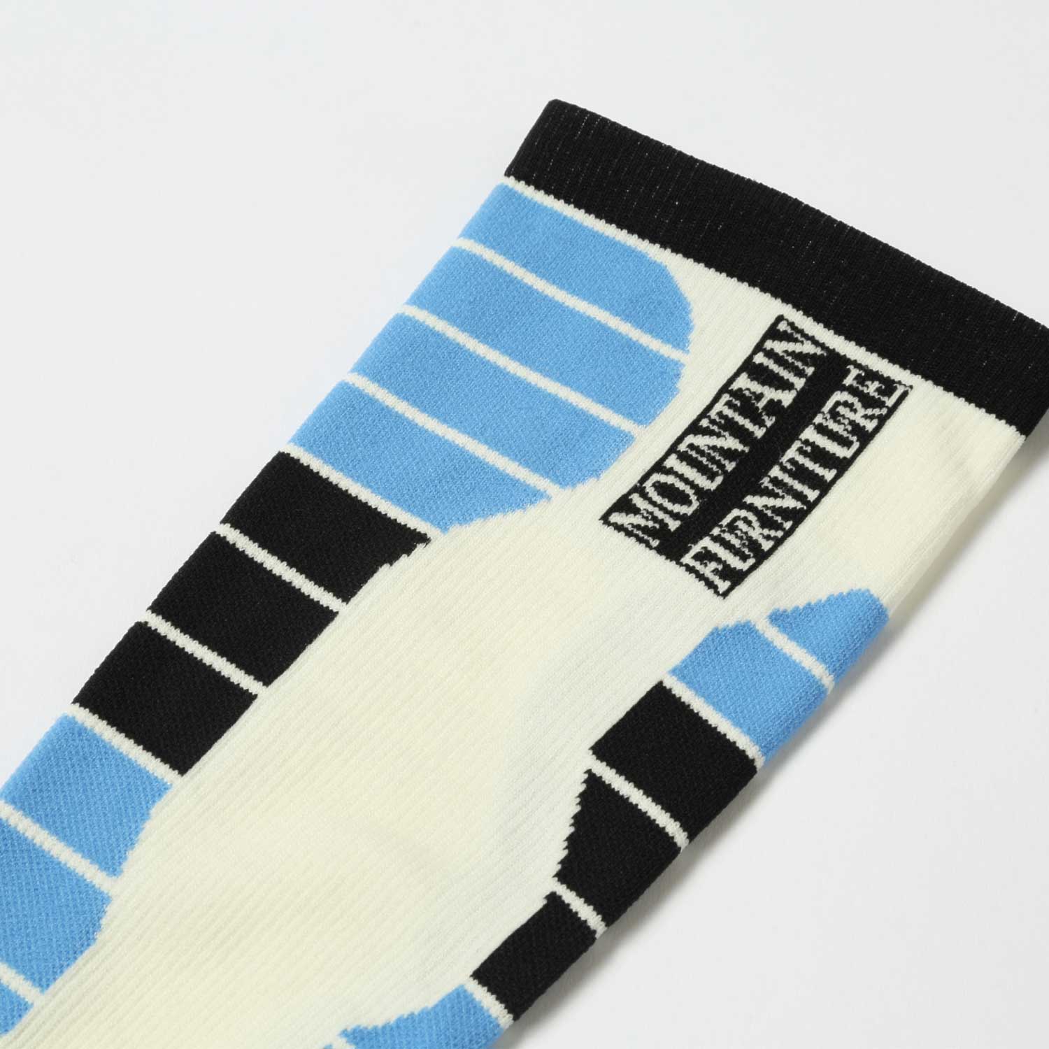 2026年9月入荷予定　COMPRESSION MANIA