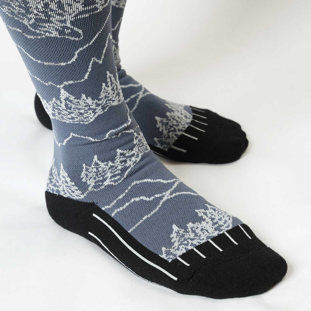2026年9月入荷予定　COMPRESSION MANIA