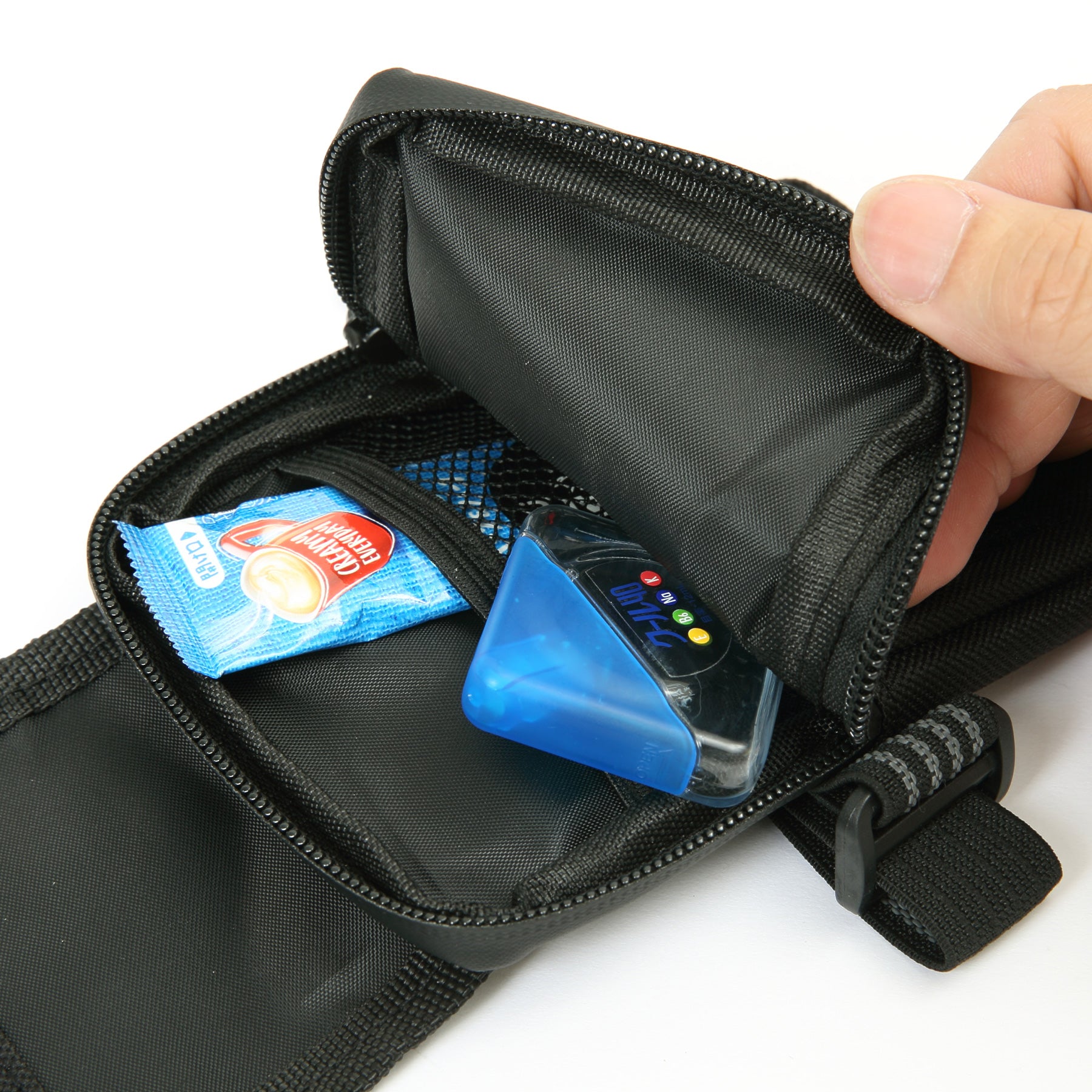 2026年9月入荷予定　PASS ARM