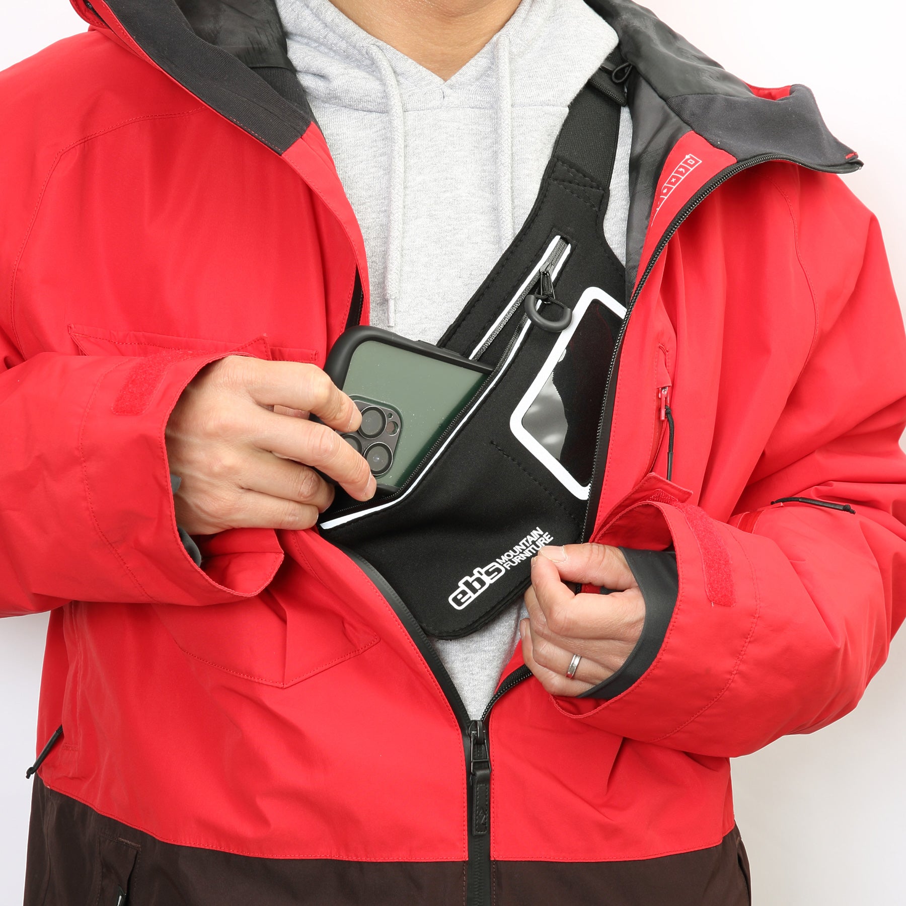2026年9月入荷予定　PASS BODY