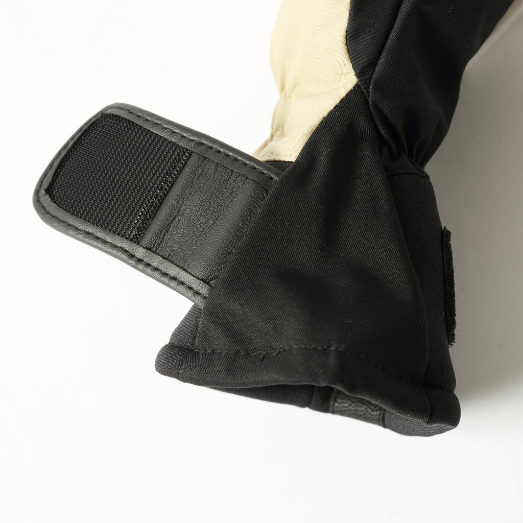 2026年9月入荷予定　GORE-TEX® JR MITT