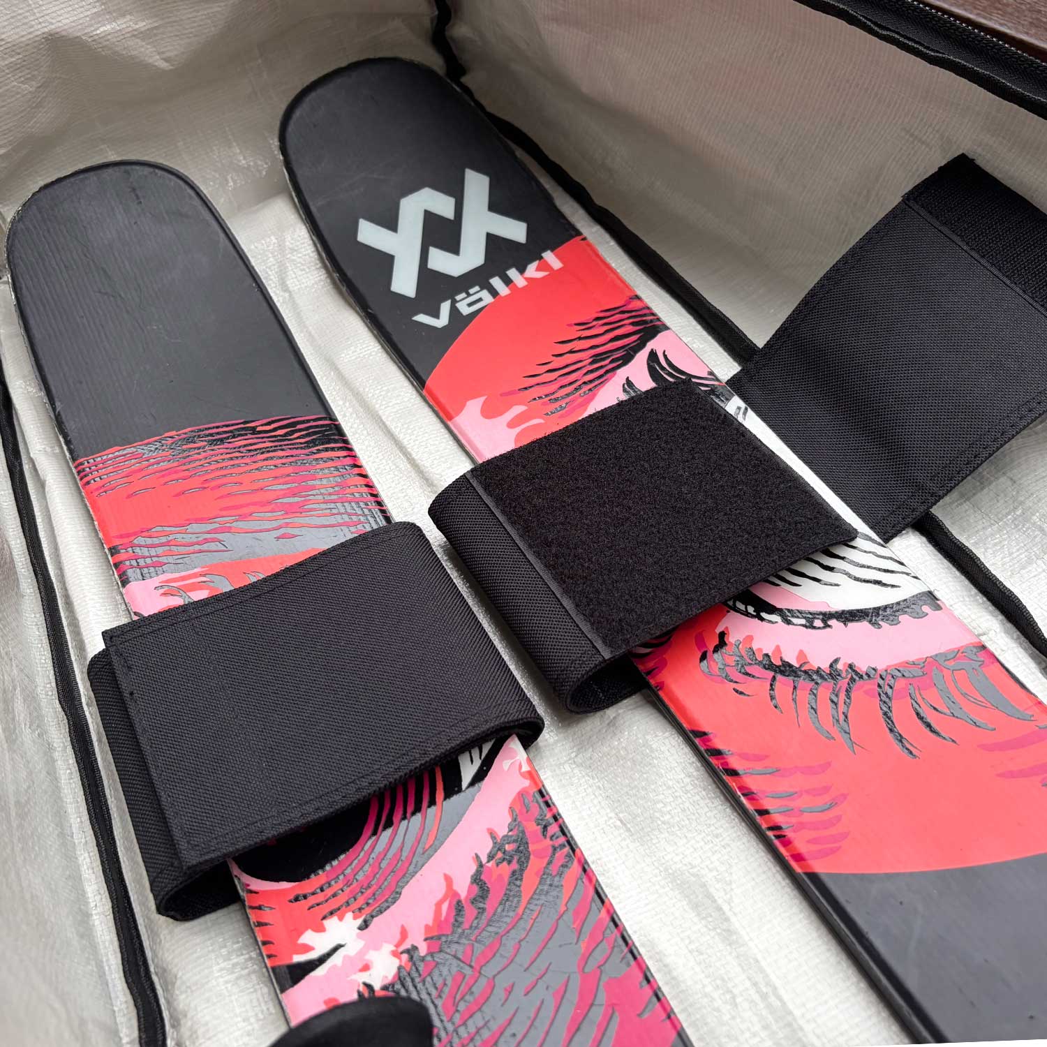 2026年9月入荷予定　SKI WHEEL