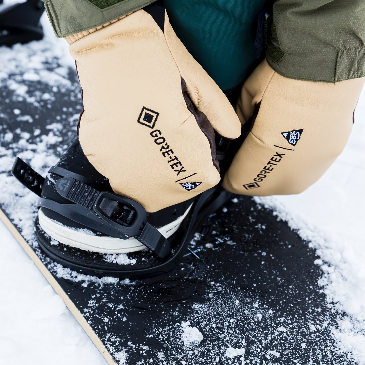 CARVING MITT