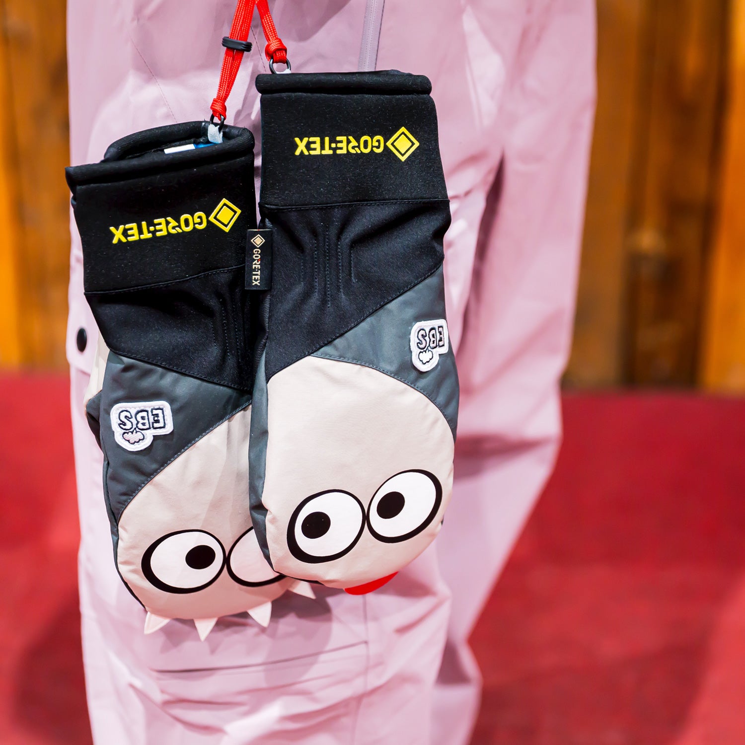 GORE-TEX KEMONO CHAN®