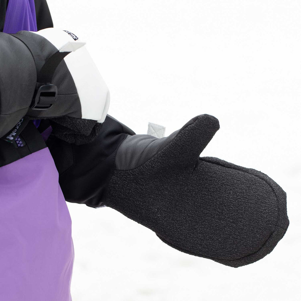 2026年9月入荷予定　CARVING MITT STRONG NII