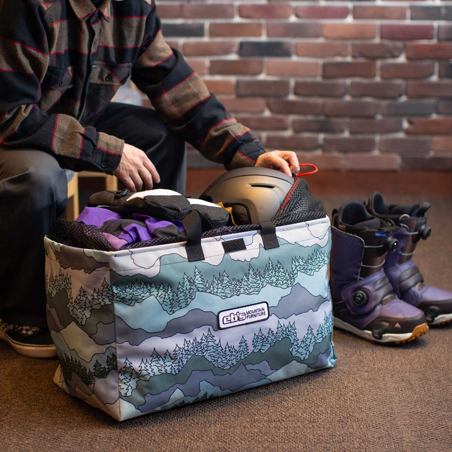 2026年9月入荷予定　CARGO BAG