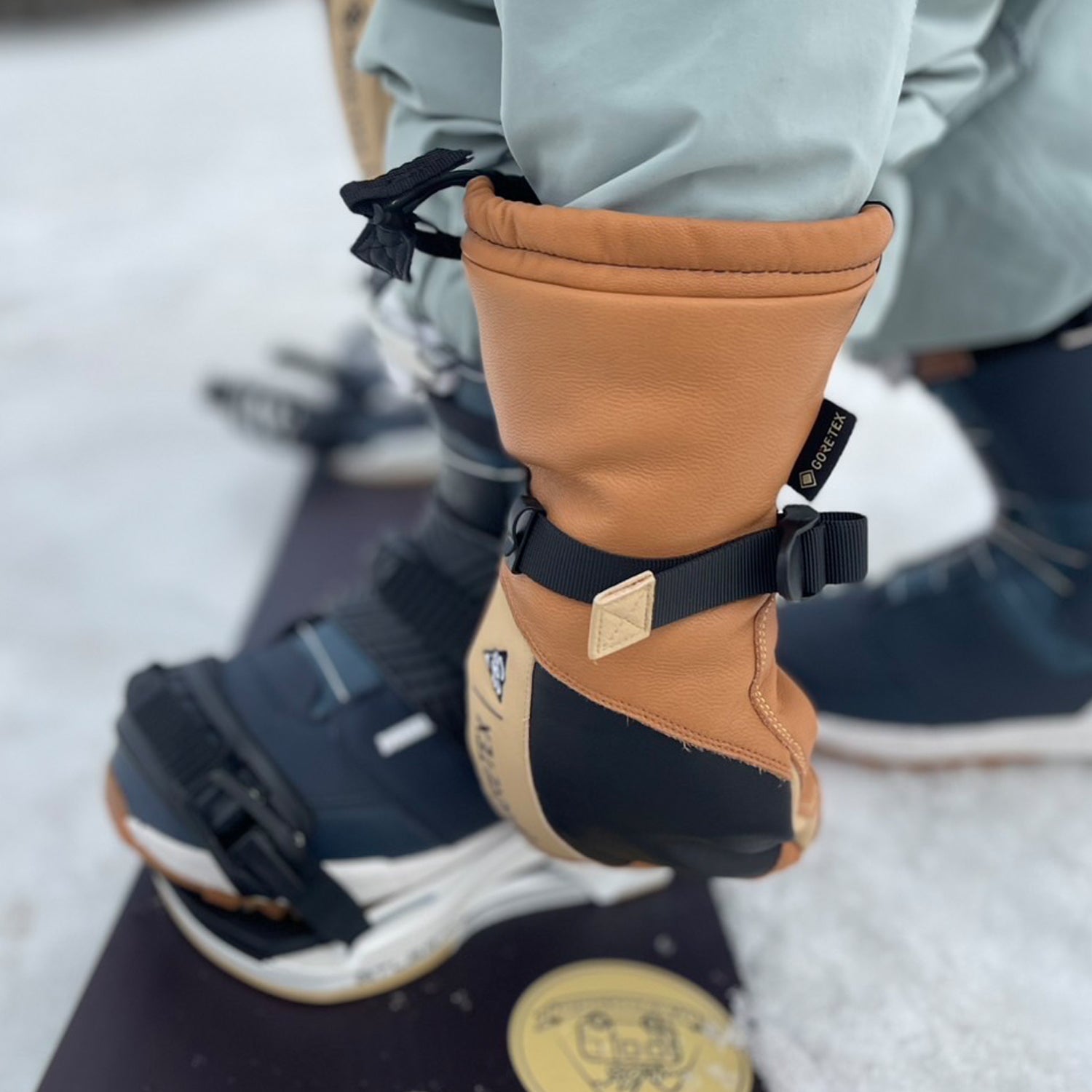 CARVING MITT NII