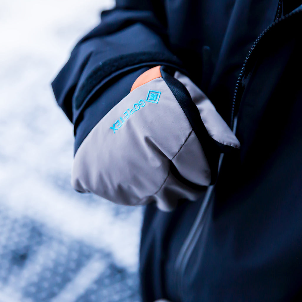 LIGHT MITT