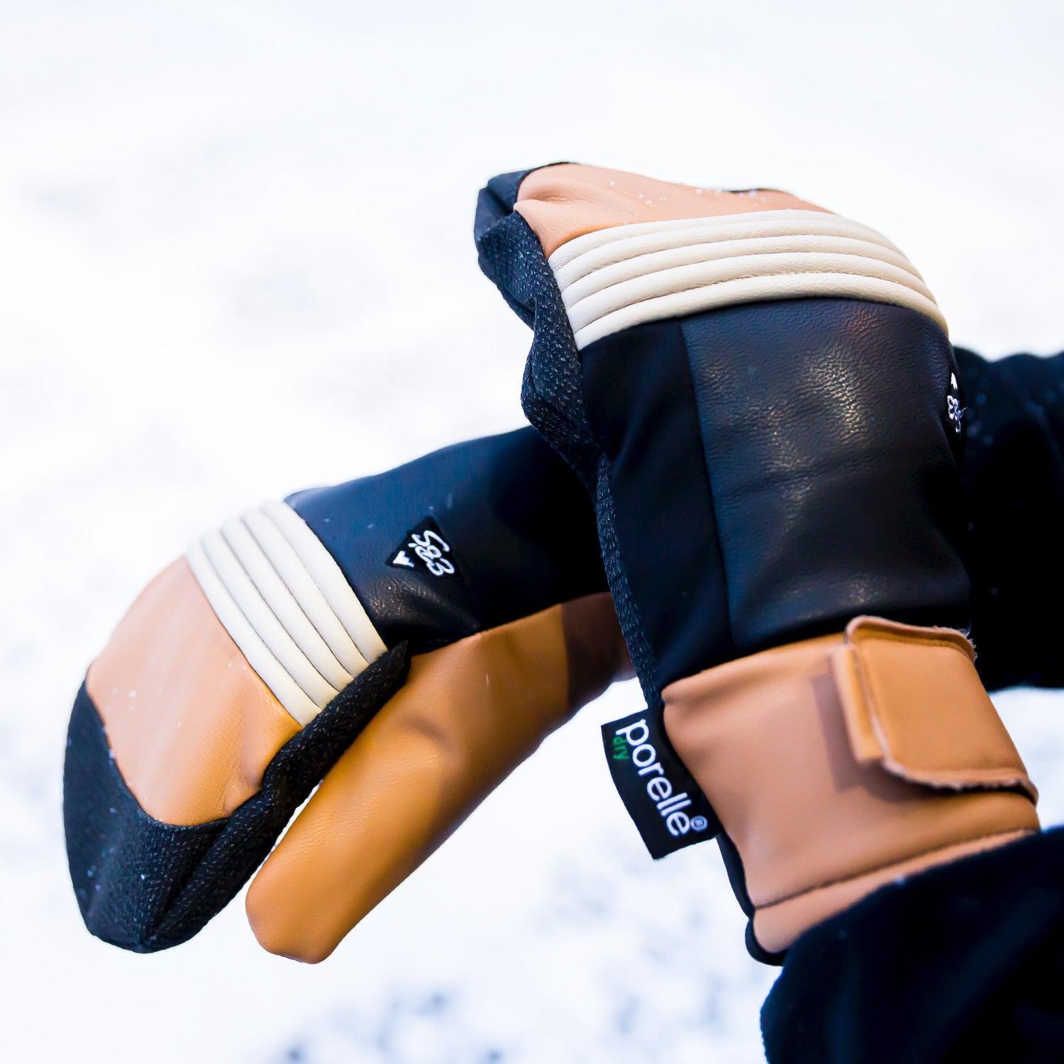 CARVING MITT STRONG