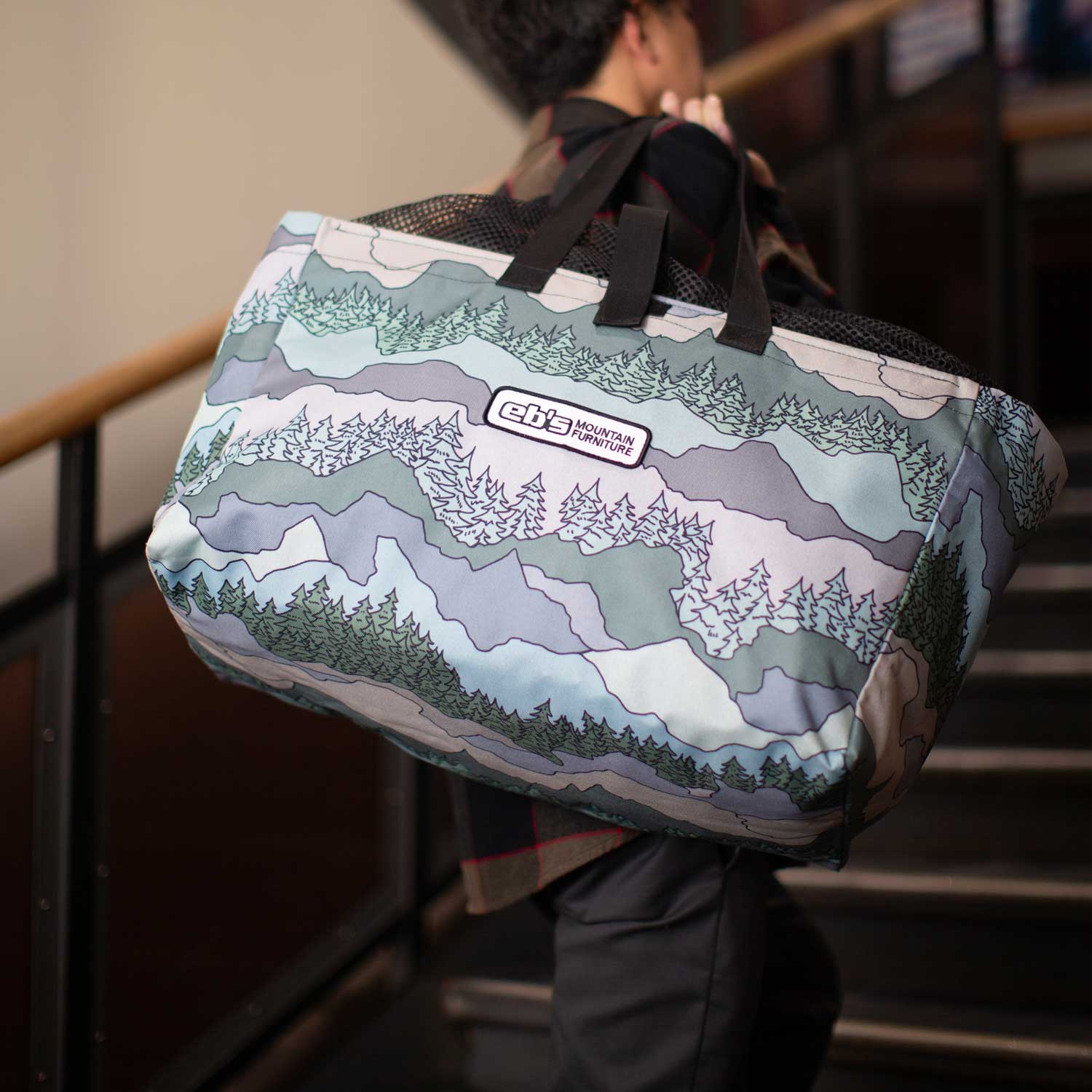2026年9月入荷予定　CARGO BAG
