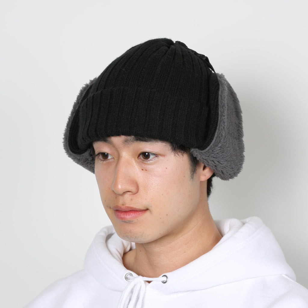 2026年9月入荷予定　FLAP BEANIE