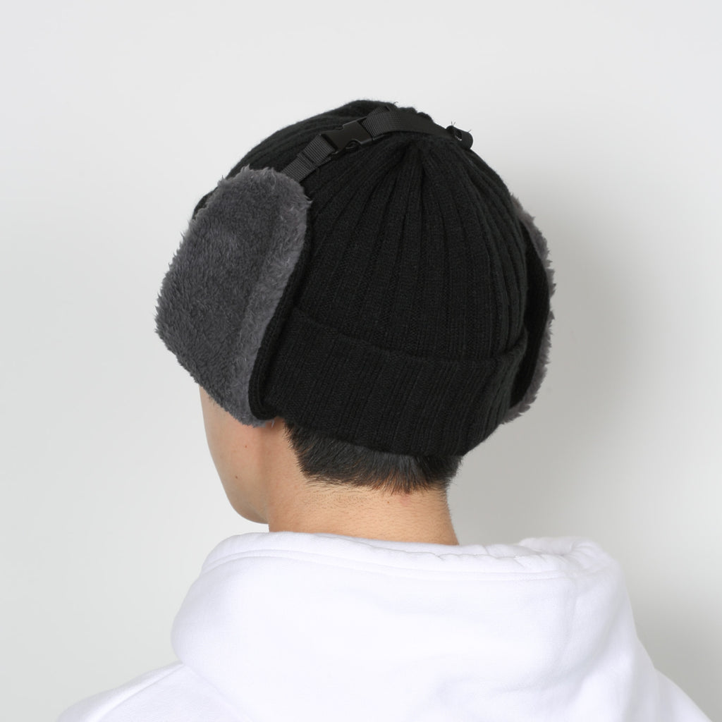 2026年9月入荷予定　FLAP BEANIE