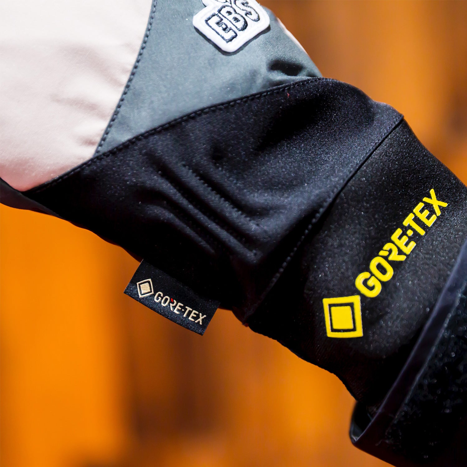 GORE-TEX KEMONO CHAN®