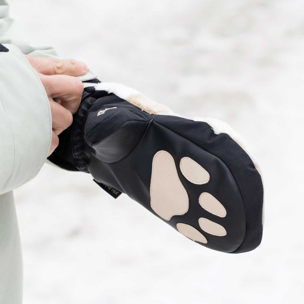 2026年9月入荷予定　GORE-TEX® EXCLUSIVE