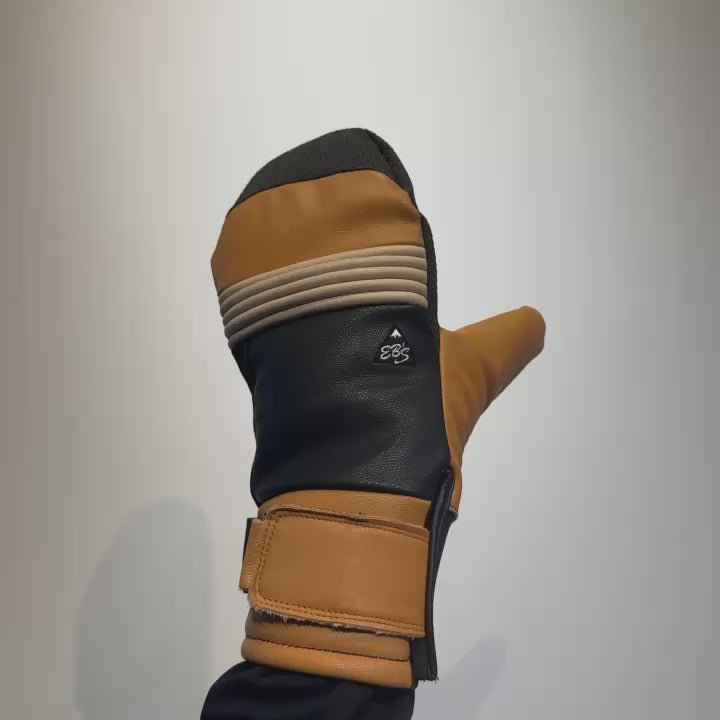 CARVING MITT STRONG – eb's mountain furniture